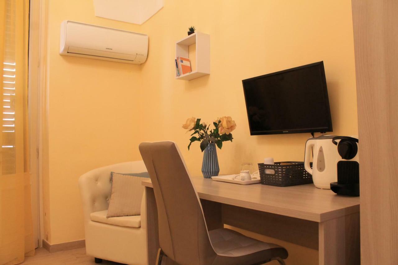 Arco Suite Lecce Ngoại thất bức ảnh